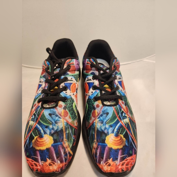 Sneakers size 9.5 - Picture 2 of 4